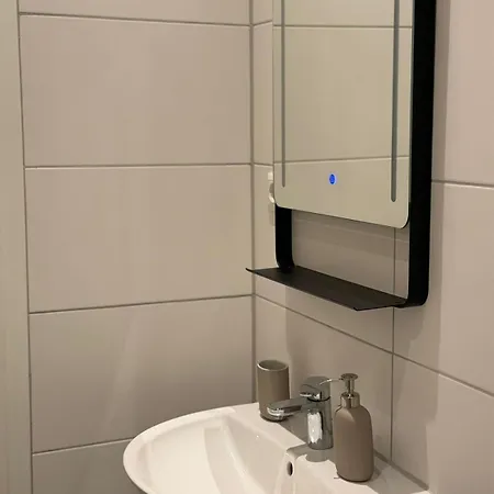 公寓 Atlas 2 Oberhausen, 2 Zimmer, Naehe Bahnhof, Westfield Centro